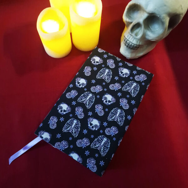 Couvre livre Relié Skull & Bones