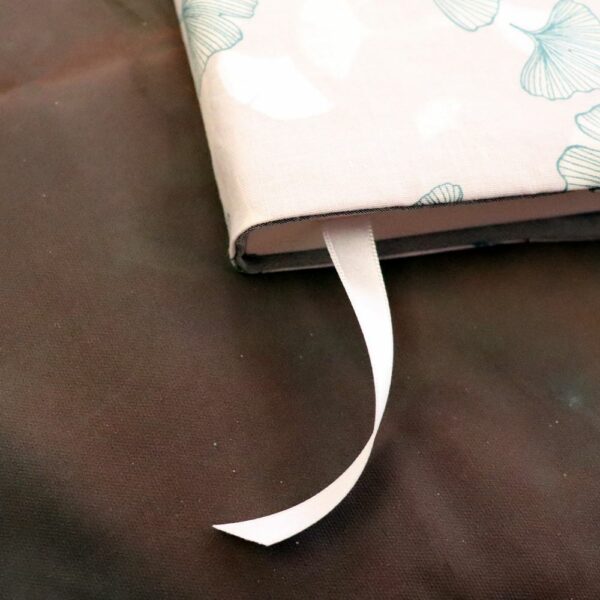Couvre livre Ginkgo vert Grand détail
