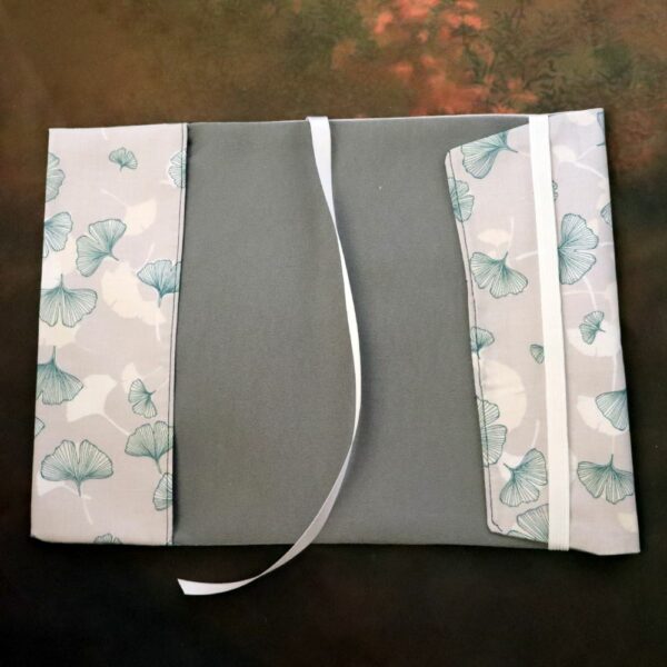 Couvre livre Ginkgo vert Grand ouvert