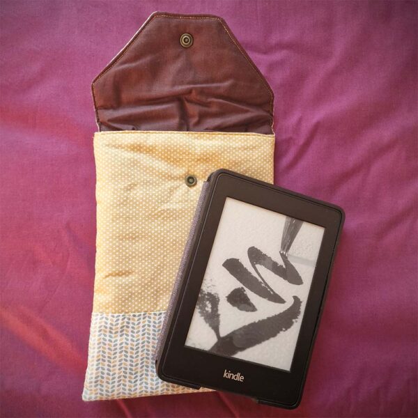 Pochette pour liseuse Feuilles