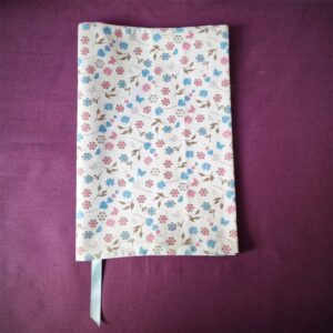 Couvre livre Broché Fleurs de printemps