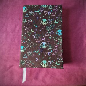 Couvre livre Broché Moonskull