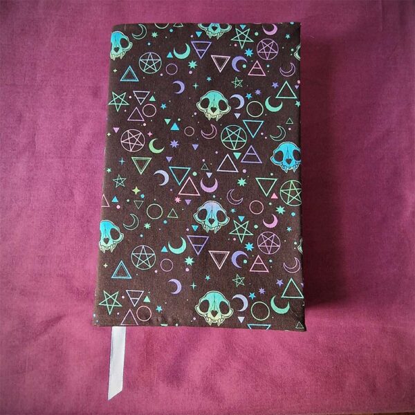 Couvre livre Broché Moonskull