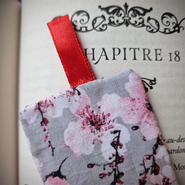 Marque Page sakura detail
