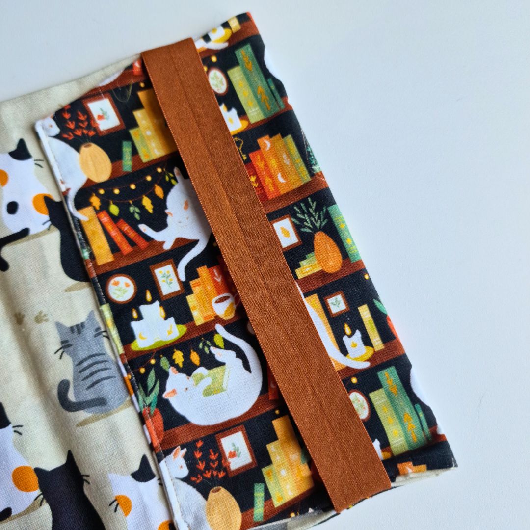 Couvre-livre Cats books Détail Elastique