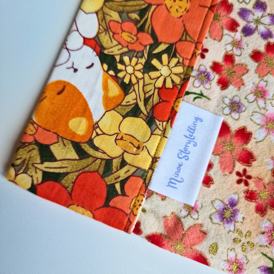 Couvre-livre Ronron Fleuri Détail Etiquette